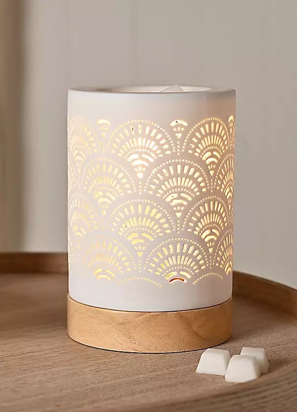 Hestia White Lace Aroma Lamp