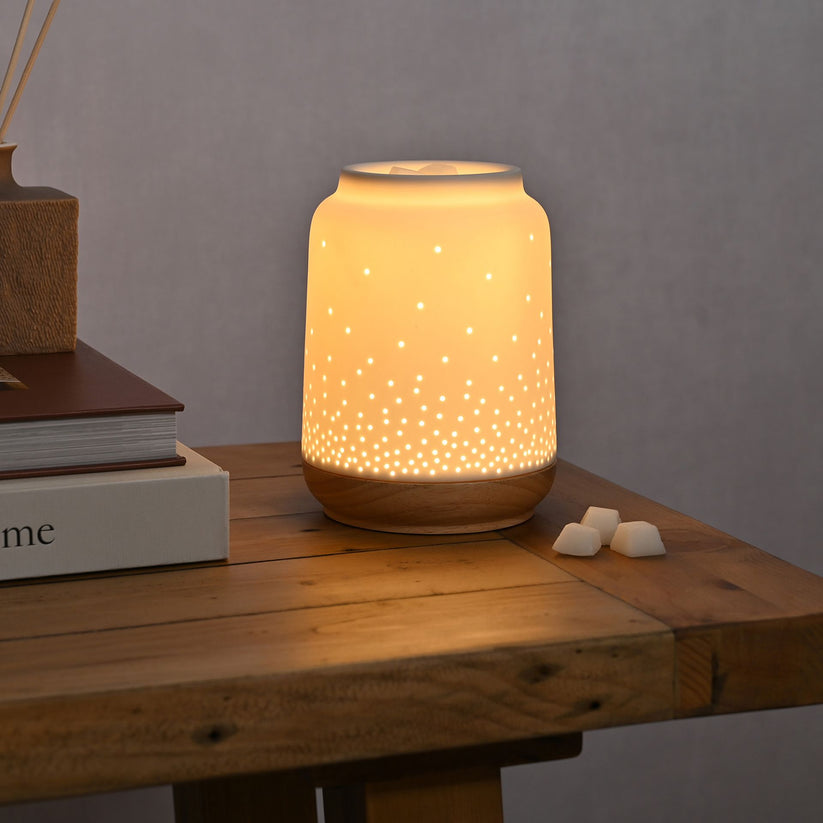 Hestia Cutout Aroma Lamp